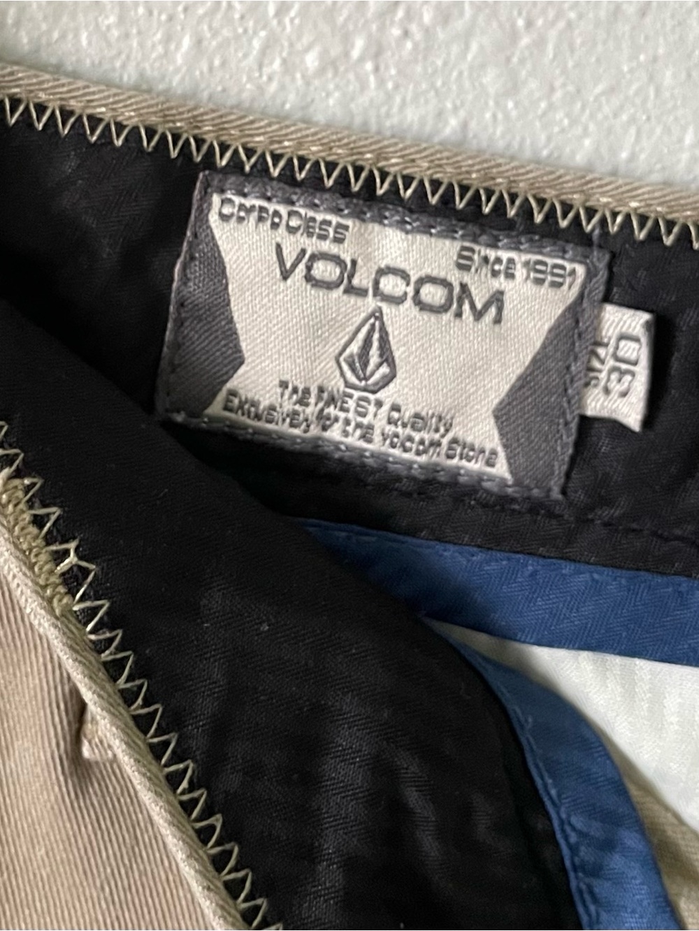 Volcom Flat Front Shorts - Picture 4 of 6